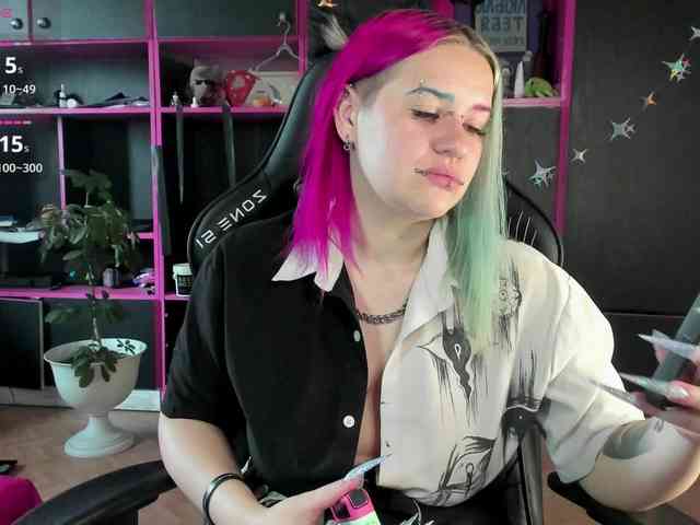 Neon-Baddie webcam