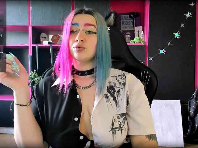 Neon-Baddie