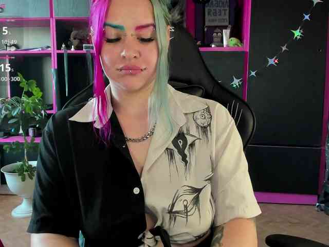 Neon-Baddie webcam