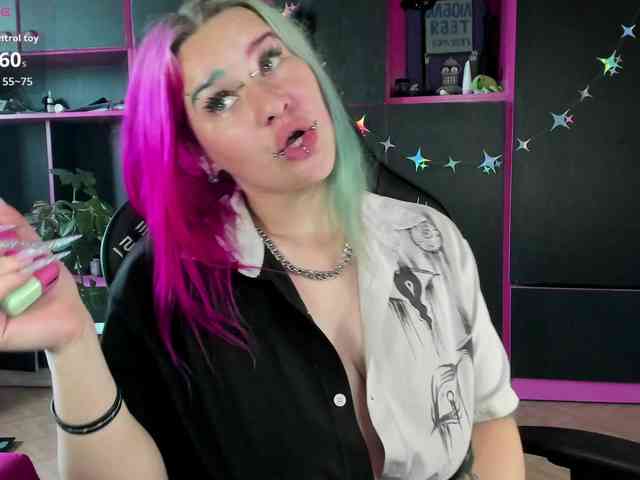 Neon-Baddie webcam