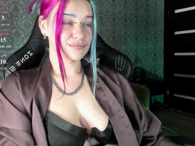 Neon-Baddie
