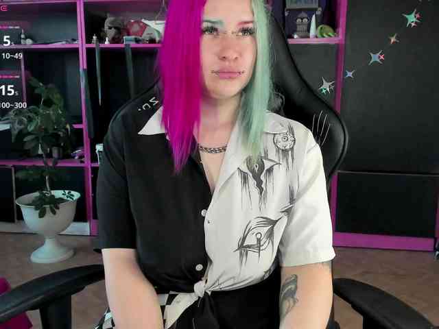 Neon-Baddie webcam