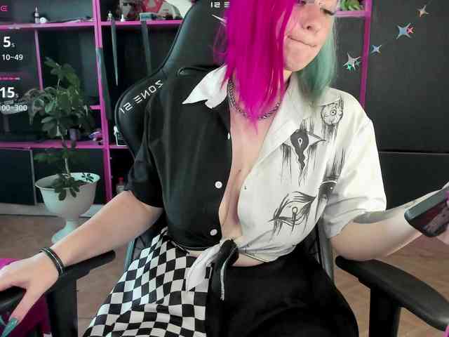 Neon-Baddie webcam