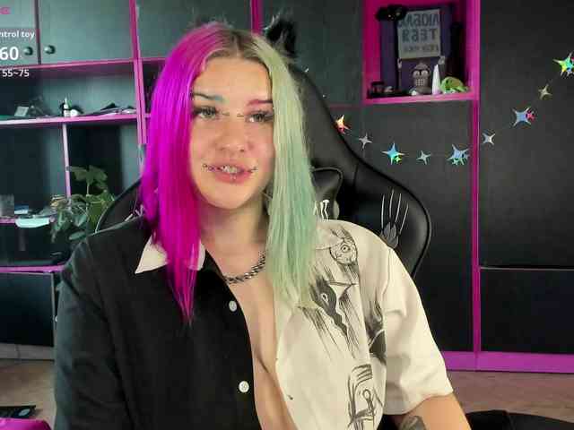 Neon-Baddie webcam
