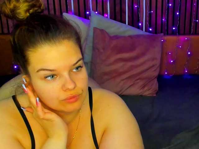 LittleNicolee