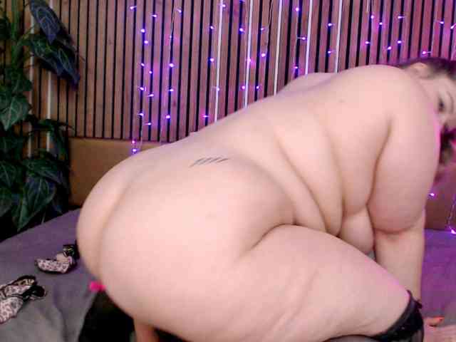 LittleNicolee