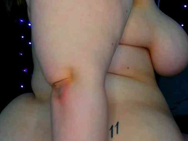 LittleNicolee webcam
