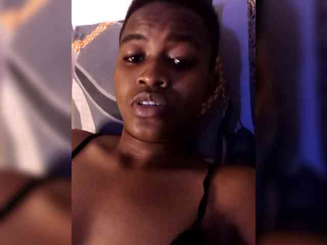 Spiceybabey webcam