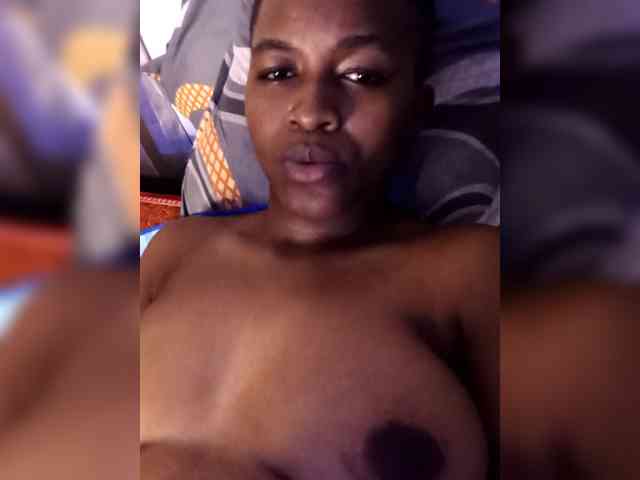 Spiceybabey webcam