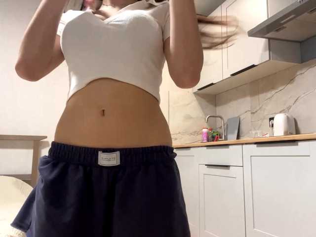 BerryBurstX's BongaCams show and profile