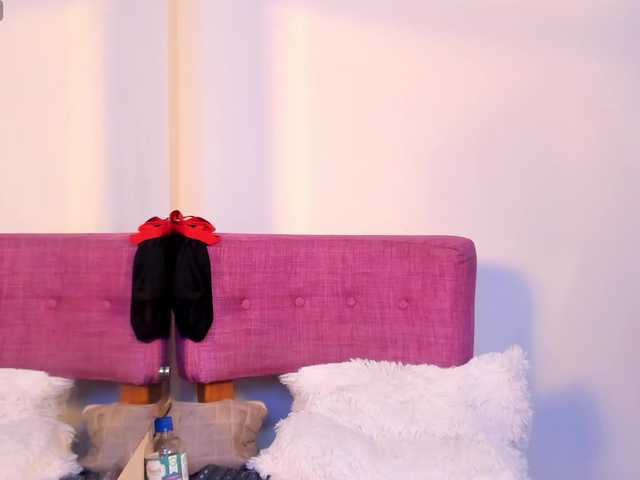 ALICEBLOOM webcam