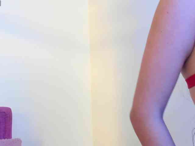 ALICEBLOOM webcam