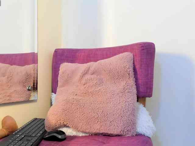ALICEBLOOM webcam