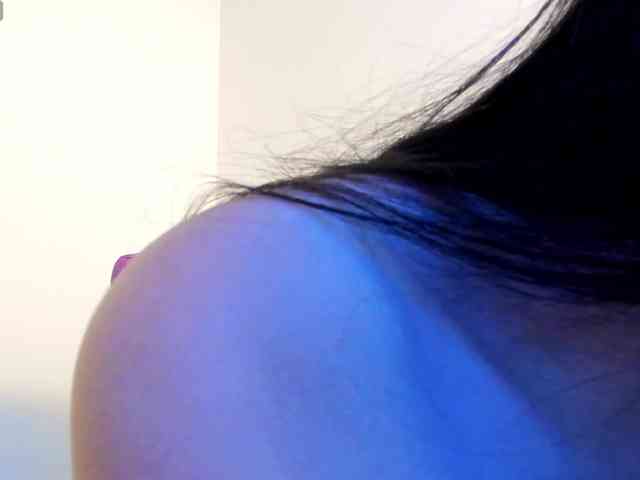 ALICEBLOOM webcam