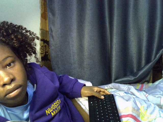 Mummygirl live cam on BongaCams