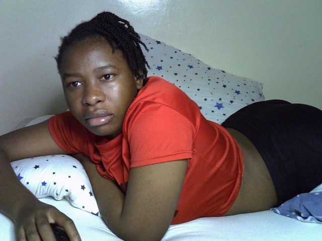 Mummygirl live cam on BongaCams