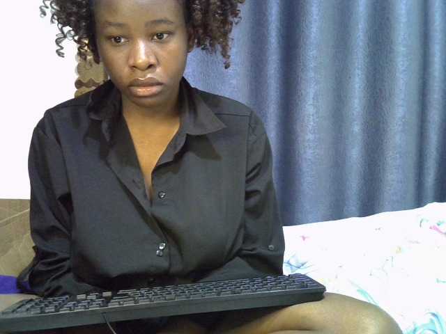 Mummygirl live cam on BongaCams