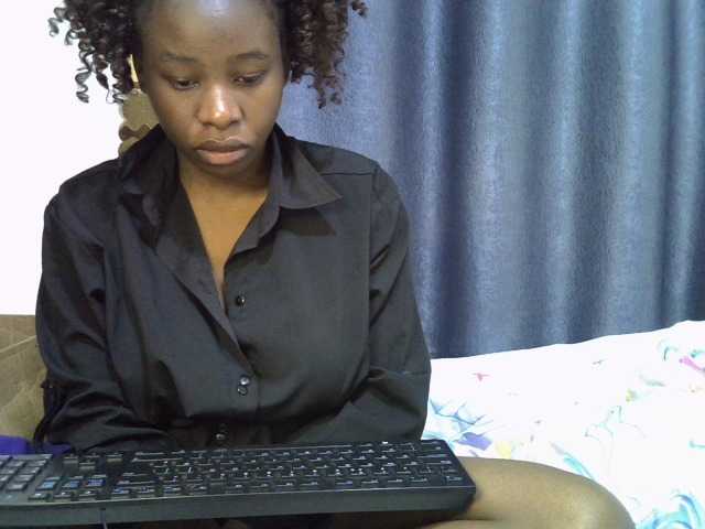 Mummygirl live cam on BongaCams