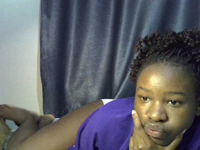 Mummygirl live cam on BongaCams