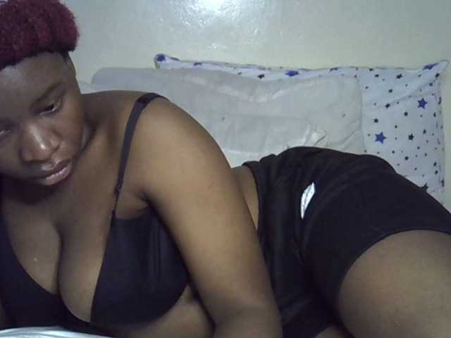 Mummygirl live cam on BongaCams