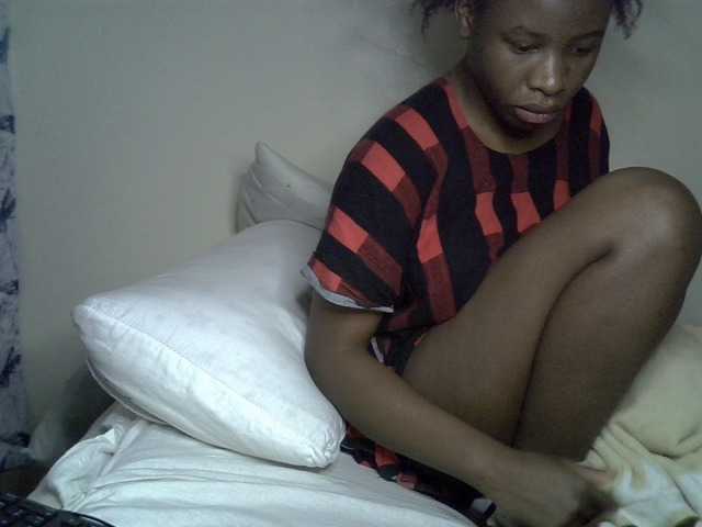 Mummygirl live cam on BongaCams