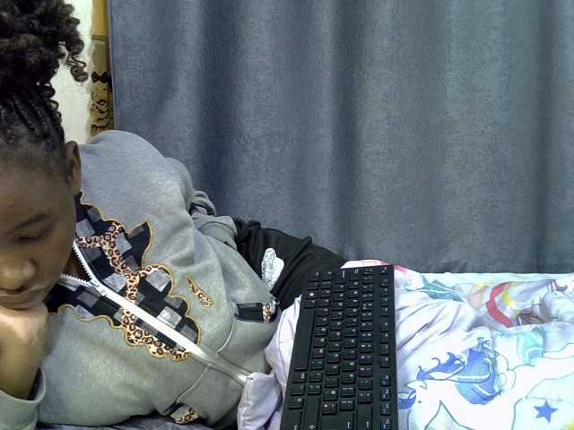 Mummygirl live webcam show