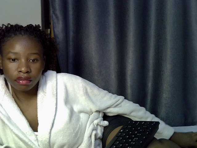 Mummygirl live cam on BongaCams