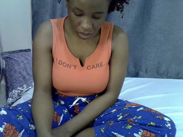 Mummygirl live cam on BongaCams