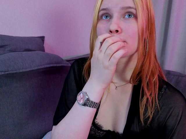 AngelLuna1 live cam on BongaCams