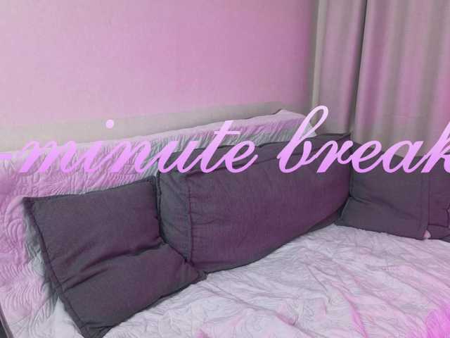 AngelLuna1's BongaCams show and profile