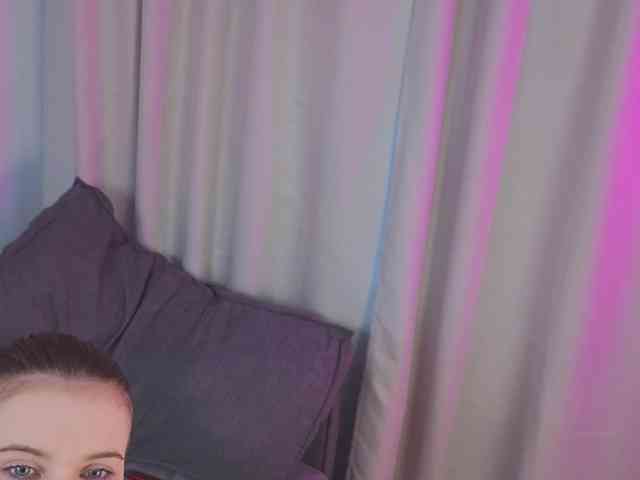 AngelLuna1 Live Webcam on BongaCams