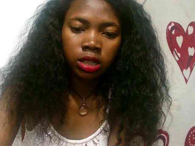 Model: Santatriniaina