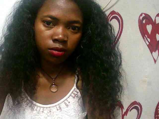 Model: Santatriniaina