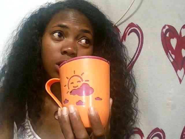 Modèle: Santatriniaina