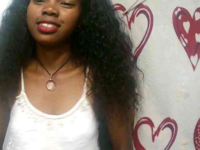 Modèle: Santatriniaina