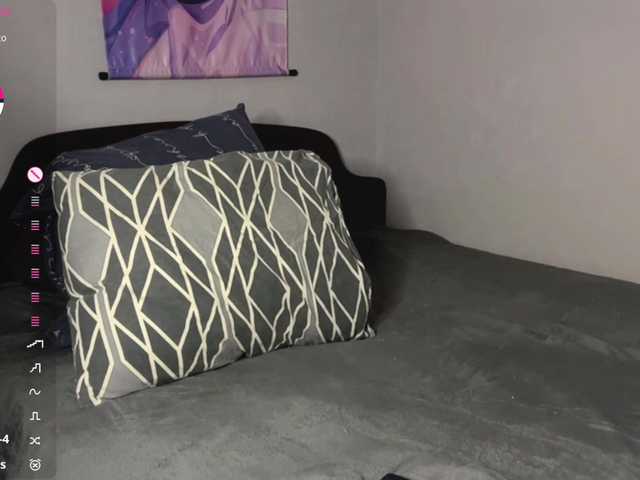 LynettaWiechman live cam on BongaCams