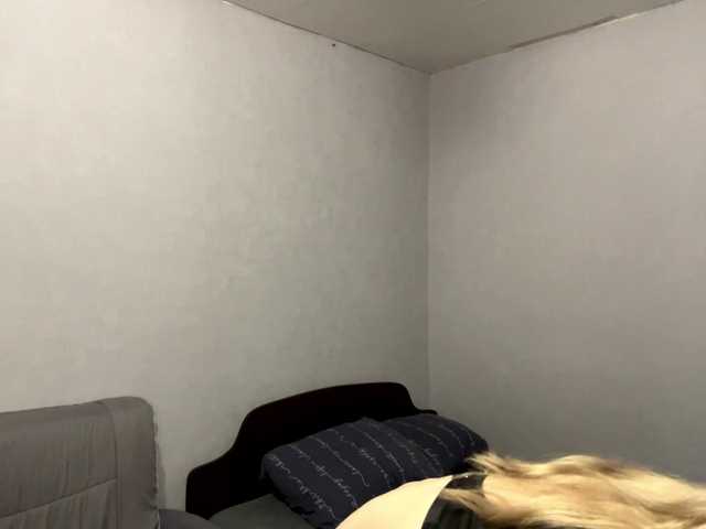 LynettaWiechman live cam on BongaCams