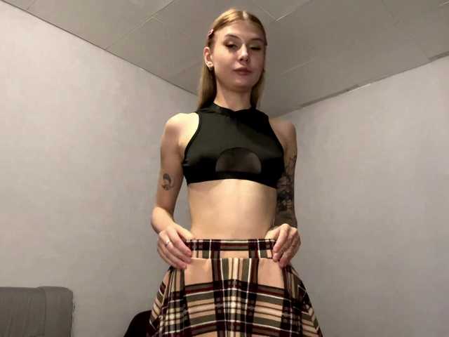 LynettaWiechman live cam on BongaCams