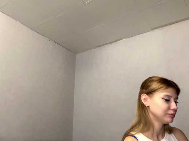 LynettaWiechman live cam on BongaCams