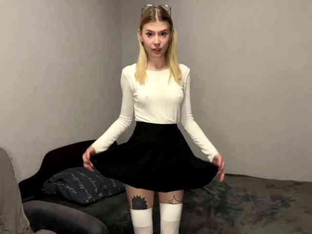 LynettaWiechman webcam