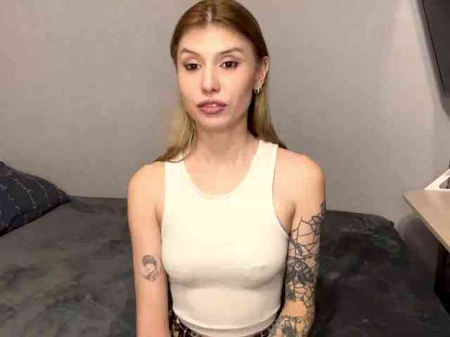 LynettaWiechman Live Webcam on BongaCams