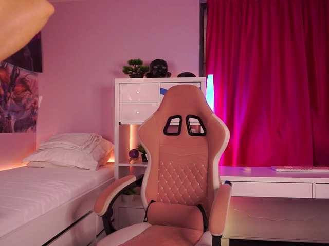 TheaOrre's BongaCams show and profile