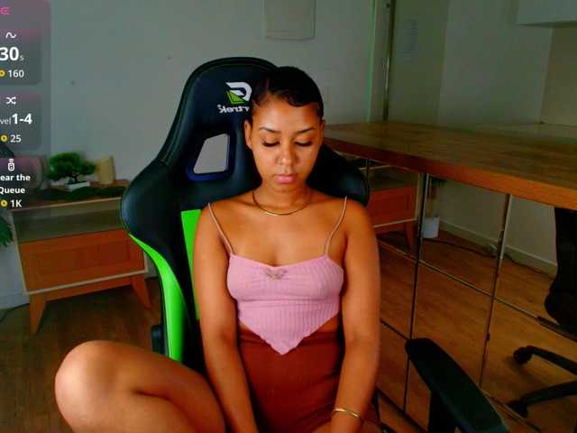 Susan-Backer live cam on UnifiedCams