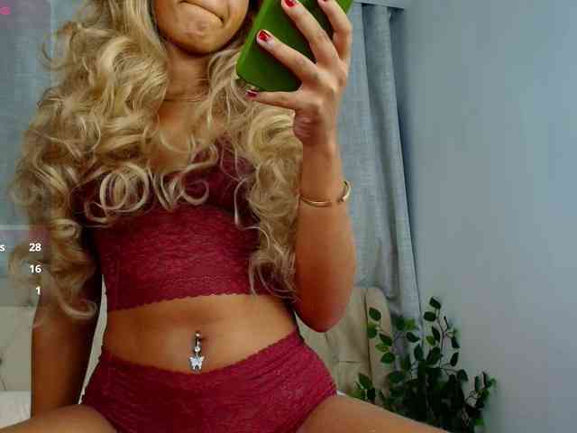 Susan-Backer webcam