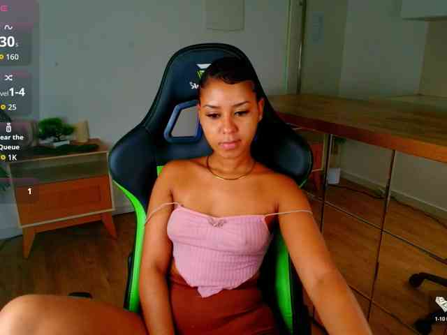 Susan-Backer webcam