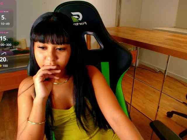 Susan-Backer webcam