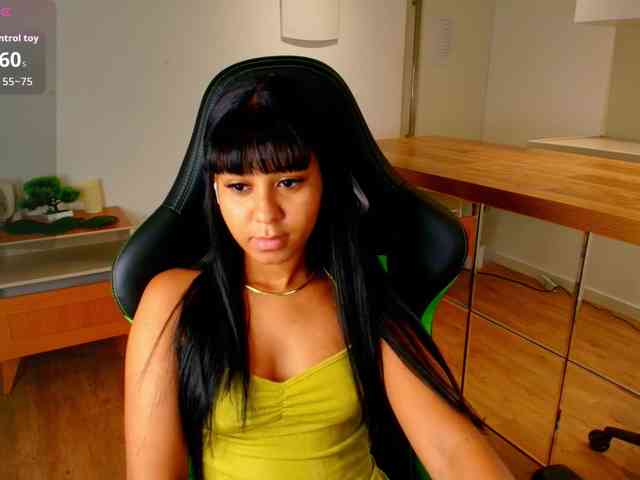 Susan-Backer webcam