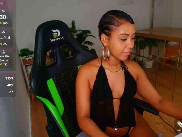 Susan-Backer webcam