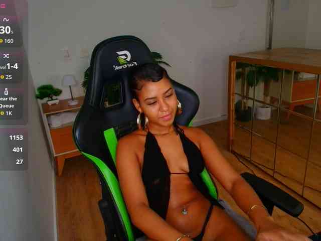 Susan-Backer webcam
