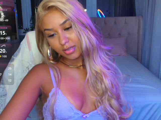 Susan-Backer webcam